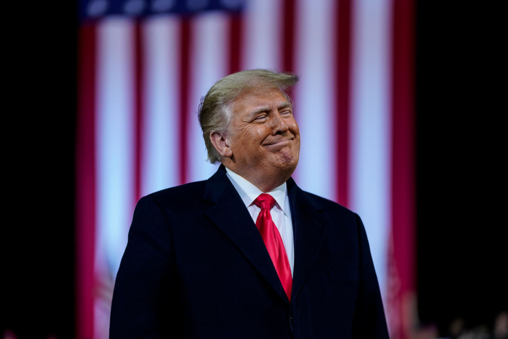 Trump holds rally in Valdosta, Georgia