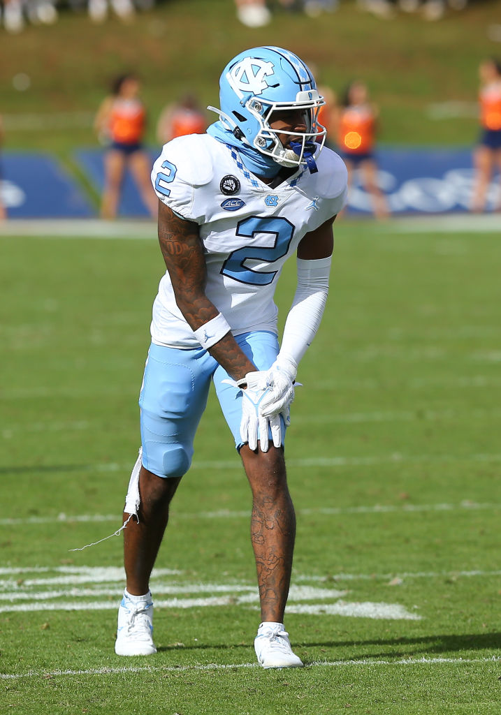 COLLEGE FOOTBALL: NOV 05 North Carolina at Virginia