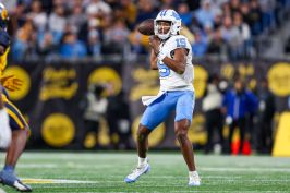 COLLEGE FOOTBALL: DEC 27 Duke's Mayo Bowl - North Carolina vs West Virginia