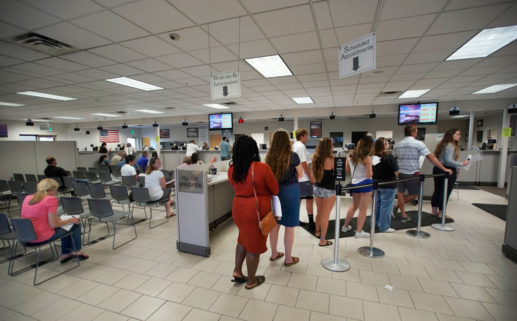 FBI and ICE Use State DMV Databases For Federal Facial Recognition Searches